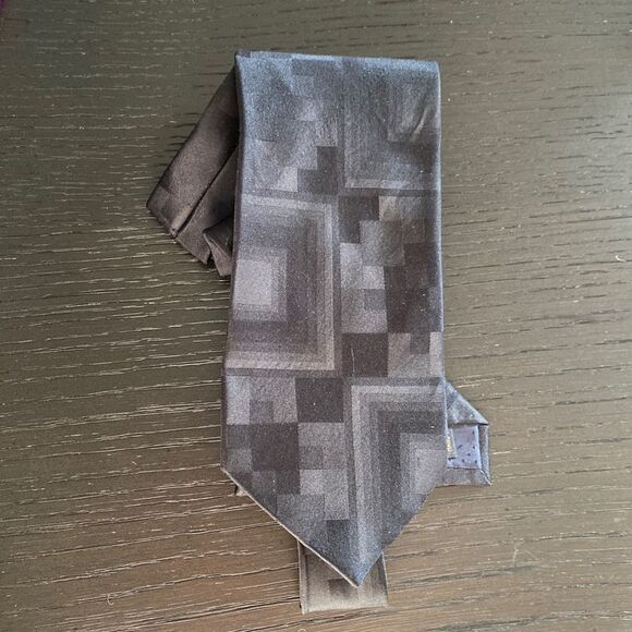 Fusion Handmade Neckwear Men’s Tie Geometric Silk Formal - Picture 1 of 4
